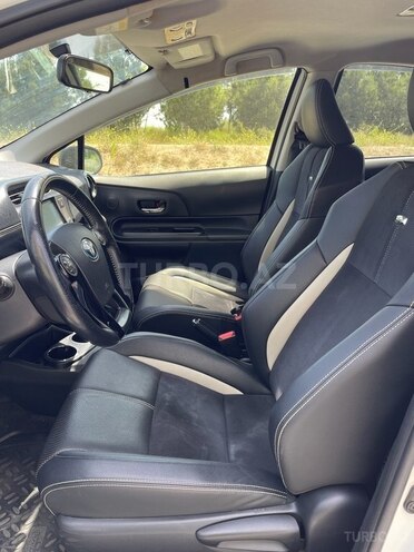 Toyota Aqua 2015, 64,500 km - 1.5 l - Bakı