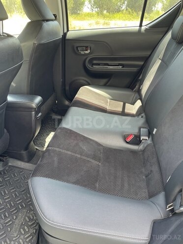 Toyota Aqua 2015, 64,500 km - 1.5 l - Bakı