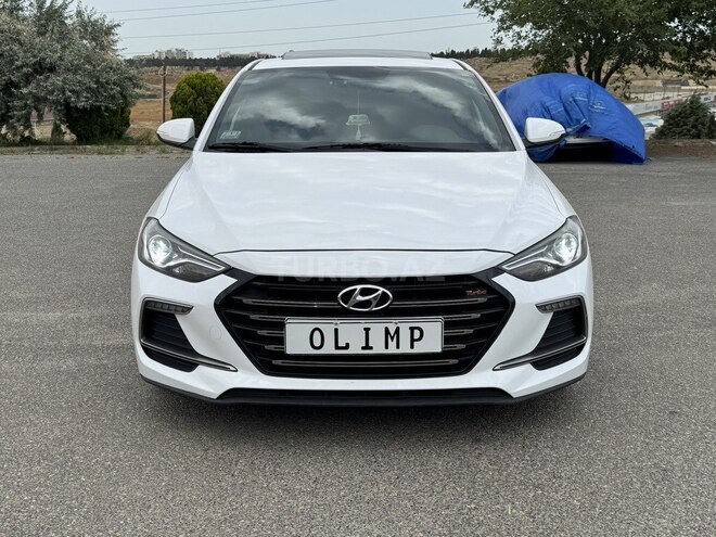 Hyundai Elantra-1