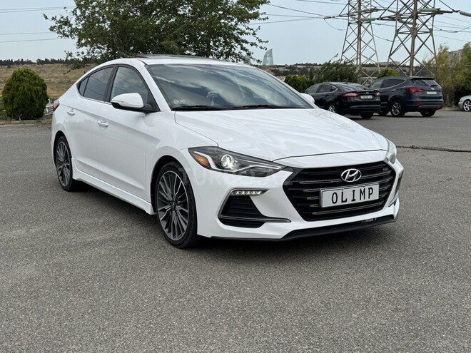 Hyundai Elantra-3