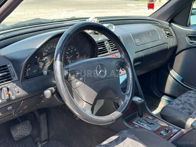 Mercedes C 180 1998, 228,528 km - 1.8 l - Bakı