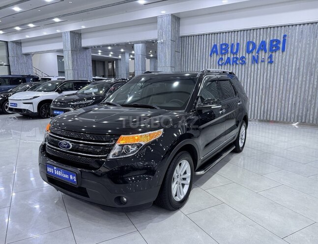 Ford Explorer-1