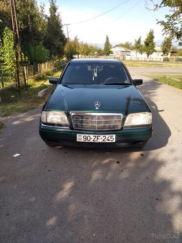 Mercedes C 200 1995, 449,000 km - 1.8 л - Qax