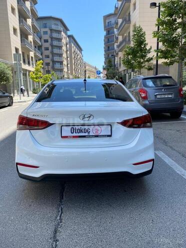 Hyundai Accent 2019, 194,741 km - 1.4 л - Bakı