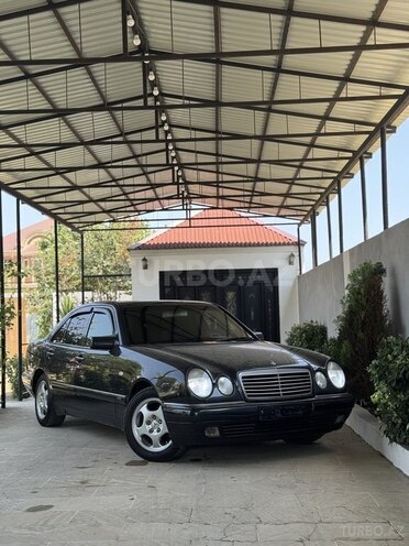Mercedes E 240 1998, 337,144 km - 2.4 l - Bakı