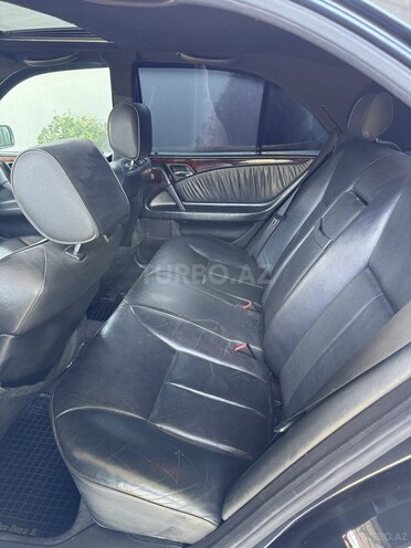 Mercedes E 240 1998, 337,144 km - 2.4 l - Bakı