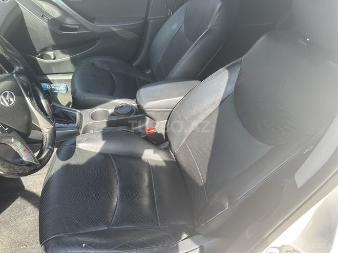 Hyundai Avante 2013, 147,000 km - 1.6 l - Bakı