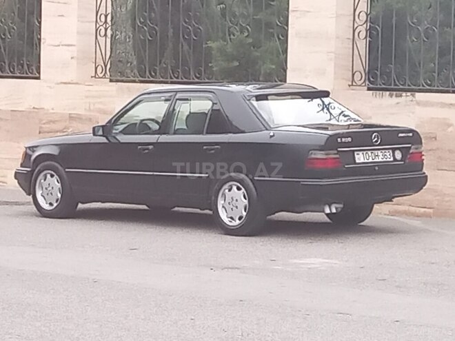 Mercedes E 200 1989, 300,000 km - 2.0 l - Bakı