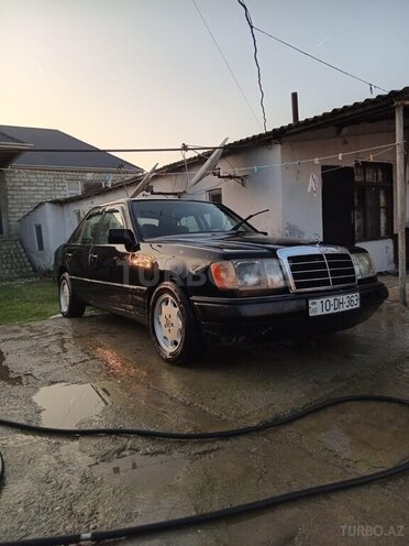 Mercedes E 200 1989, 300,000 km - 2.0 l - Bakı