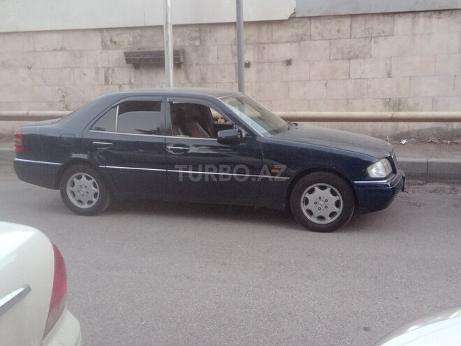 Mercedes C 220 1995, 379,000 km - 2.2 л - Bakı