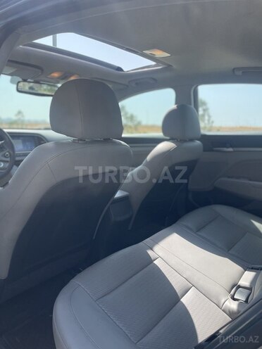 Hyundai Elantra 2017, 216,000 km - 2.0 л - Bakı