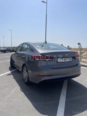 Hyundai Elantra 2017, 216,000 km - 2.0 л - Bakı