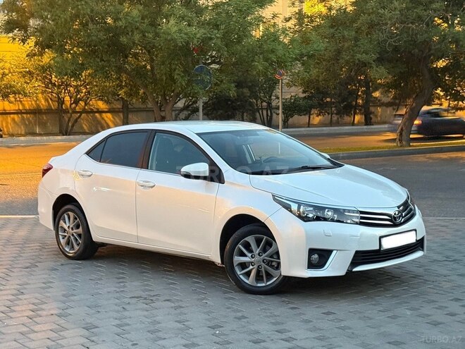 Toyota Corolla 2013, 204,500 km - 2.0 l - Bakı