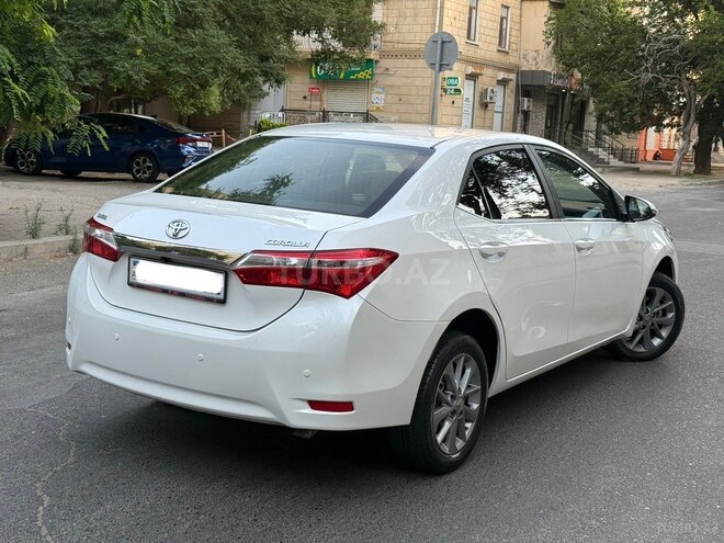 Toyota Corolla 2013, 204,500 km - 2.0 l - Bakı