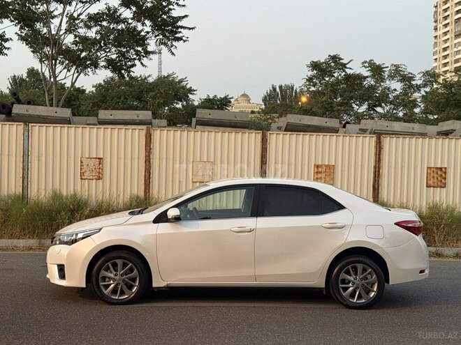 Toyota Corolla 2013, 204,500 km - 2.0 l - Bakı