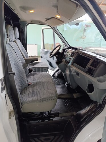 Ford Transit 2009, 274,980 km - 2.2 l - Yevlax