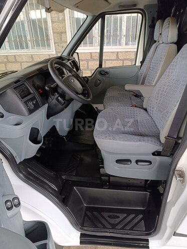 Ford Transit 2009, 274,980 km - 2.2 l - Yevlax
