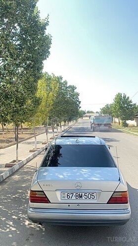 Mercedes E 200 1994, 474,082 km - 2.0 л - Naxçıvan
