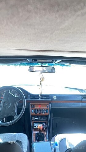 Mercedes E 200 1994, 474,082 km - 2.0 л - Naxçıvan
