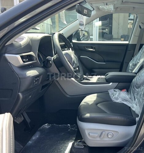 Toyota Highlander 2024, 0 km - 2.5 л - Bakı