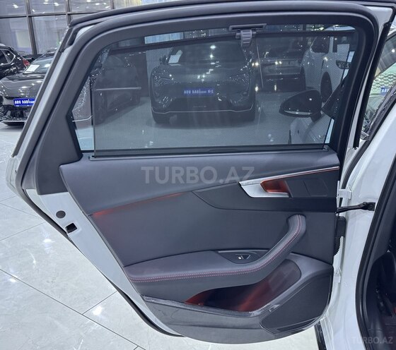 Audi A4 2018, 51,300 km - 2.0 l - Bakı