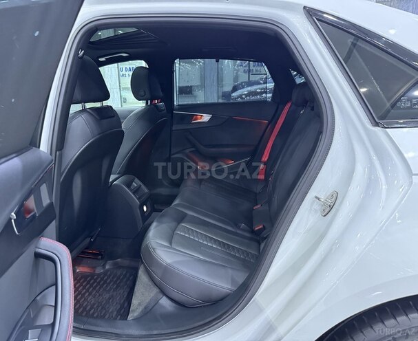 Audi A4 2018, 51,300 km - 2.0 l - Bakı