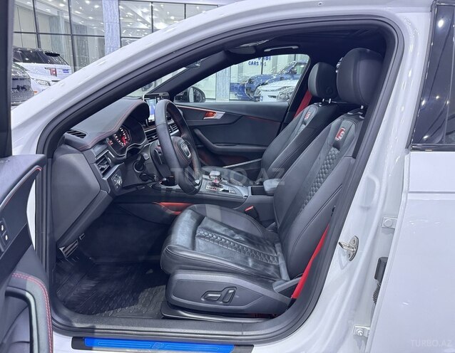 Audi A4 2018, 51,300 km - 2.0 l - Bakı