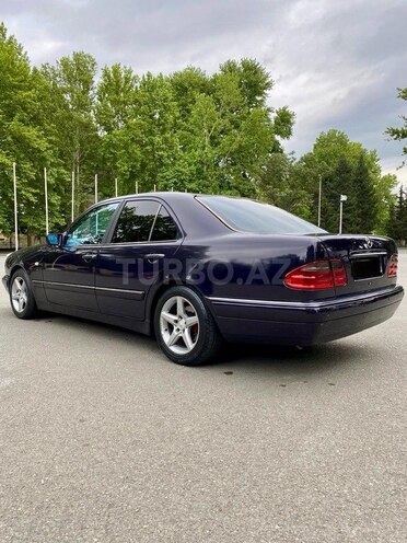 Mercedes E 240 1999, 350,000 km - 2.4 l - Mingəçevir