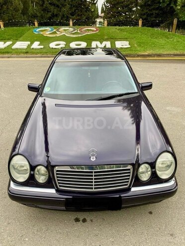 Mercedes E 240 1999, 350,000 km - 2.4 l - Mingəçevir