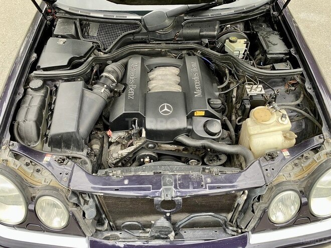 Mercedes E 240 1999, 350,000 km - 2.4 l - Mingəçevir