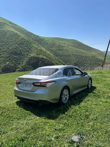 Toyota Camry-8