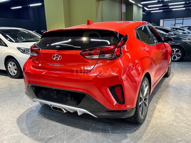Hyundai Veloster-10