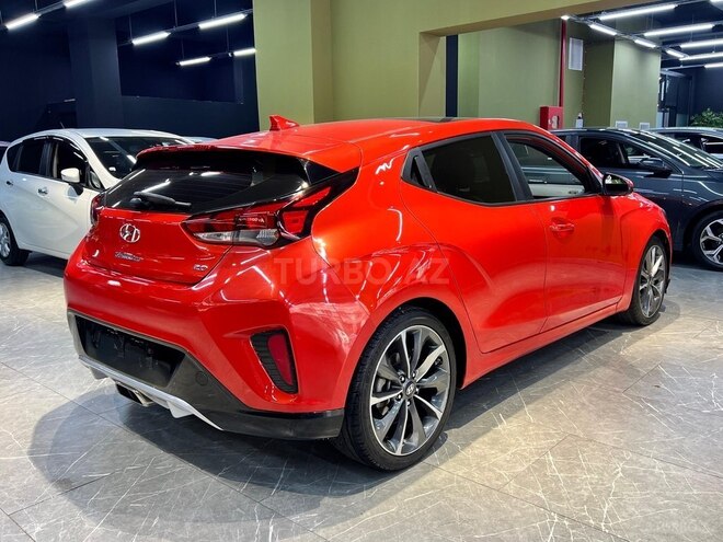 Hyundai Veloster-11