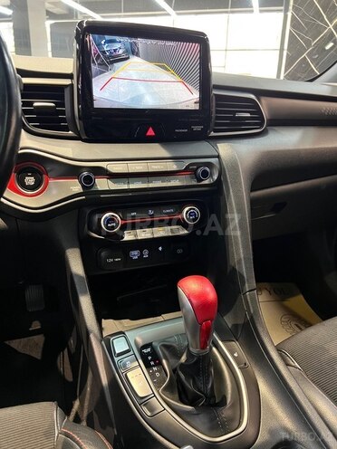 Hyundai Veloster-14