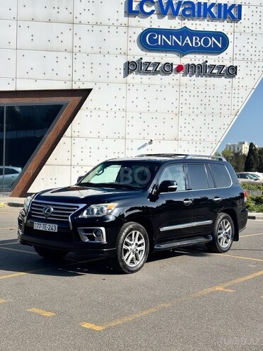 Lexus LX 570 2014, 196,000 km - 5.7 л - Bakı