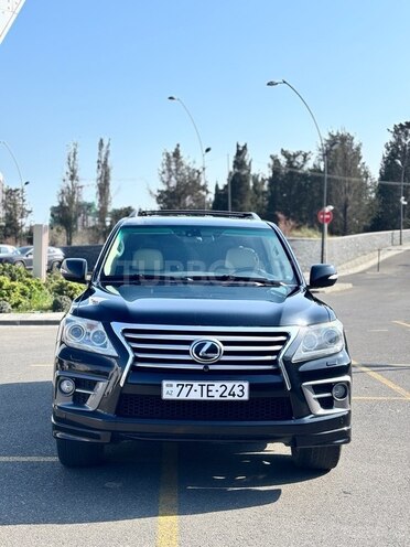 Lexus LX 570 2014, 196,000 km - 5.7 л - Bakı