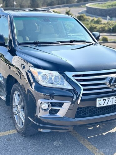 Lexus LX 570 2014, 196,000 km - 5.7 л - Bakı