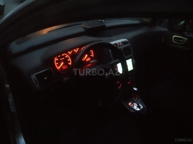 Peugeot 307 2004, 178,000 km - 1.6 l - Bakı