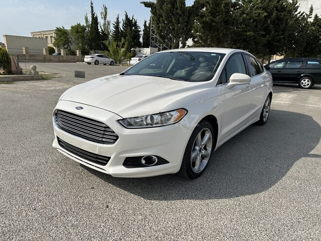 Ford Fusion (North America) 2015, 273,588 km - 1.5 l - Sumqayıt
