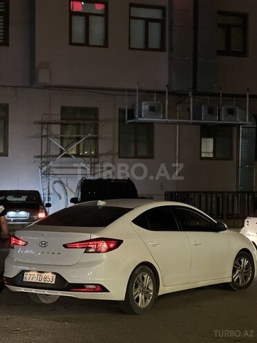 Hyundai Elantra 2019, 117,482 km - 2.0 l - Bakı
