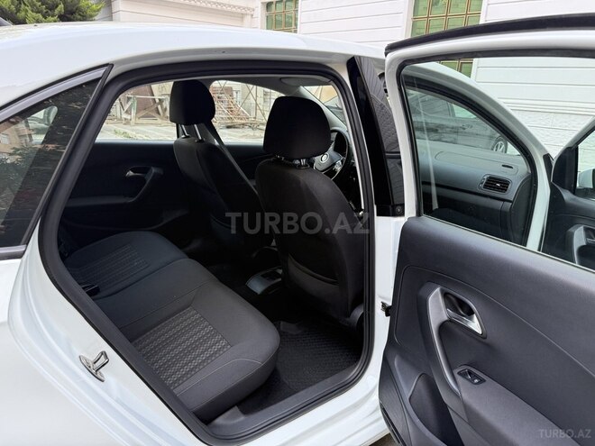 Volkswagen Polo 2019, 67,000 km - 1.6 l - Bakı