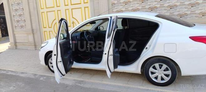 Nissan Latio 2015, 61,500 km - 1.2 l - Gəncə
