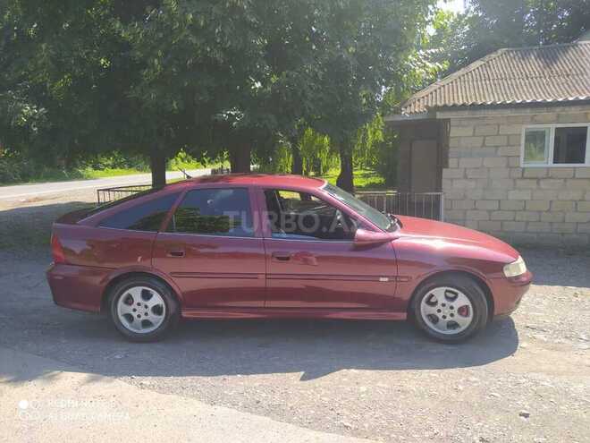 Opel Vectra 1999, 345,000 km - 1.6 l - Zaqatala