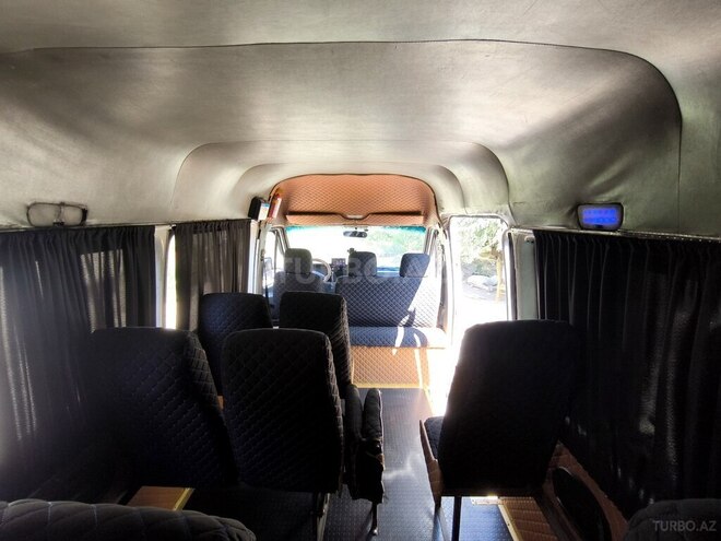 Mercedes Sprinter 208 1996, 864,000 km - 2.2 л - Tovuz
