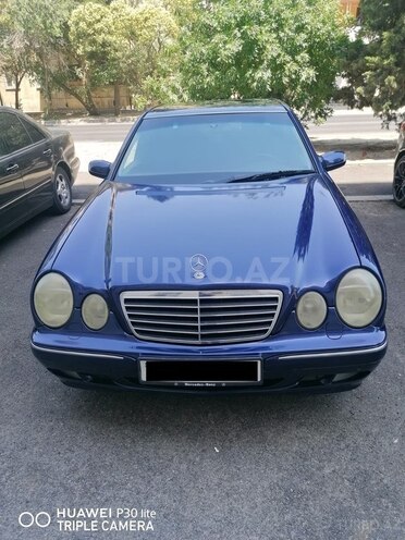 Mercedes E 270 1999, 447,000 km - 2.7 l - Bakı