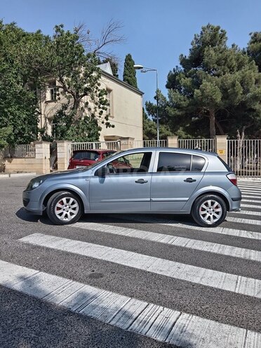 Opel Astra 2004, 220,000 km - 1.4 l - Bakı