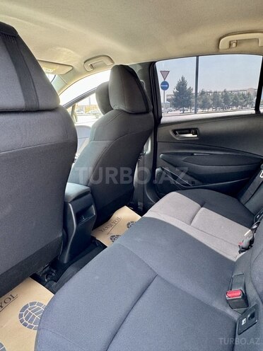 Toyota Corolla 2019, 120,000 km - 1.6 l - Bakı
