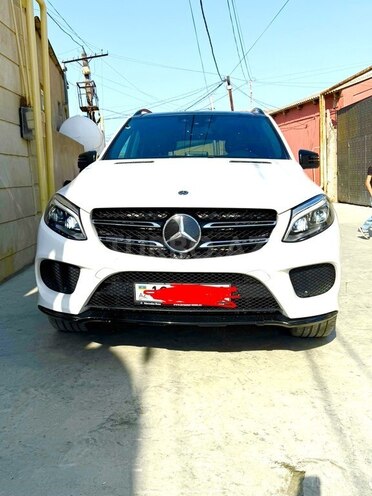 Mercedes GLE 350 4MATIC 2018, 192,500 km - 3.0 л - Bakı