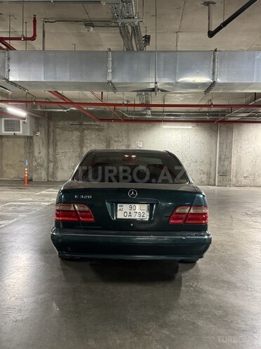 Mercedes E 320 2002, 526,525 km - 3.2 л - Bakı