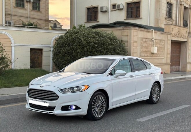 Ford Fusion (North America) 2015, 247,000 km - 2.0 л - Bakı
